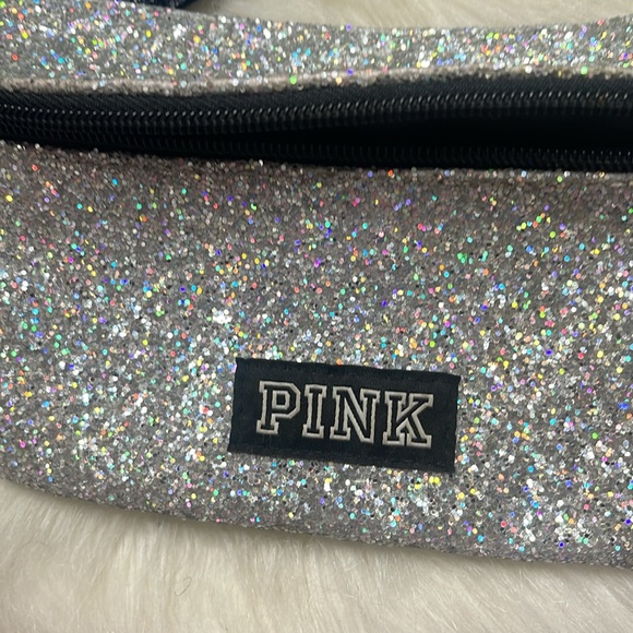 Fanny bags by Pink - Picture 3 of 4